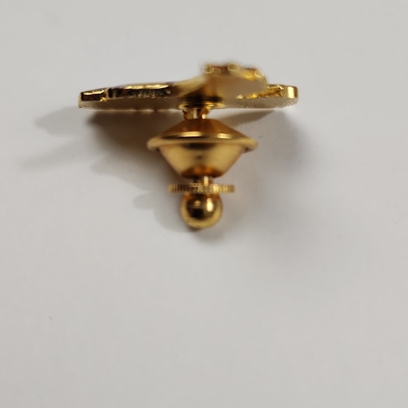 Vintage Michigan Soaring Eagle Enamel Lapel Pin - Picture 4 of 7